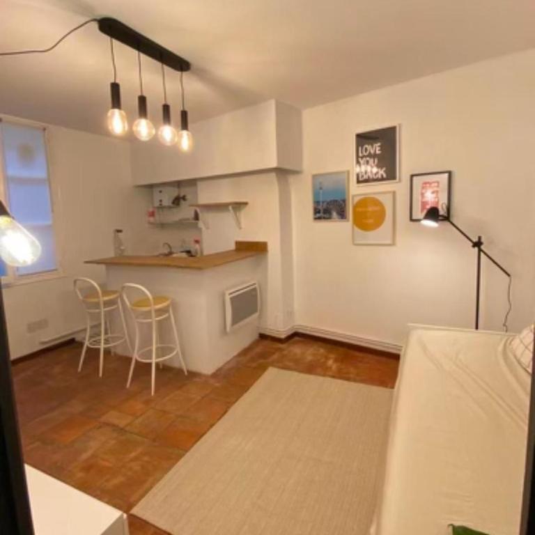 Studio 9 Trinité - Hypercentre Toulouse, Accueil H24 et Wi-Fi - Apartment mit 1 Schlafzimmer - 6