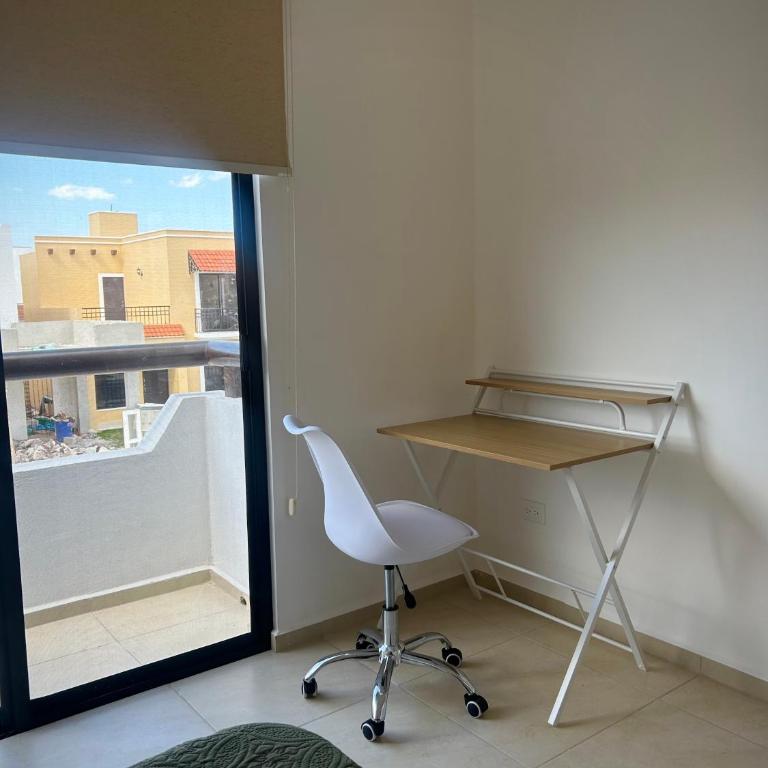 Habitación privada en casa particular - cama queen size - Chambre Lit Queen-Size avec Balcon - 3