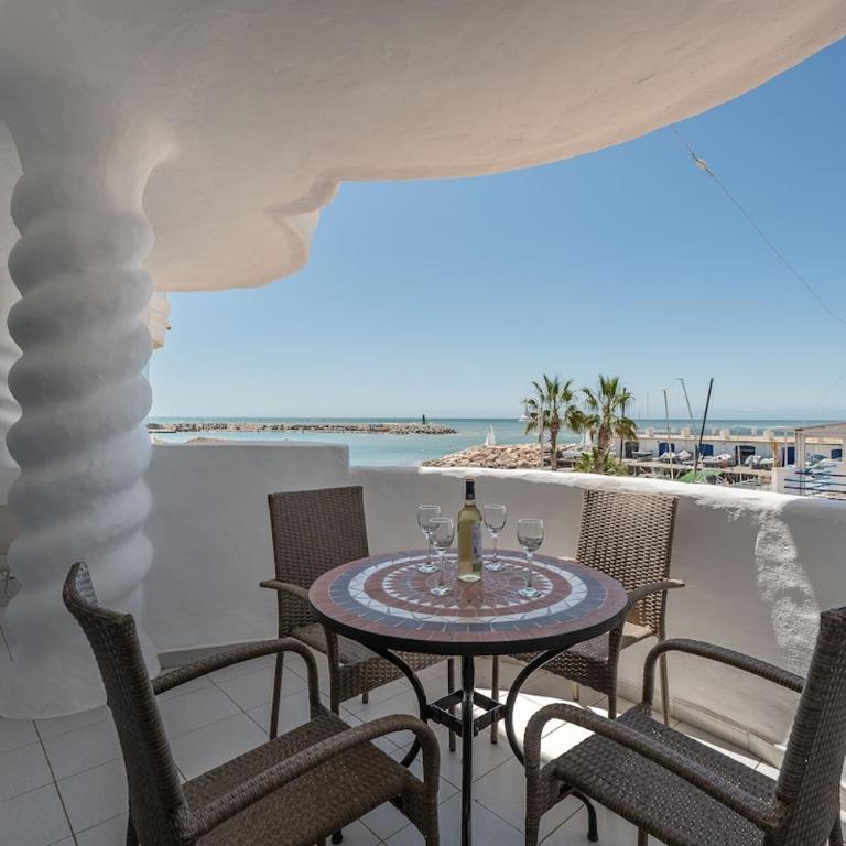 Puerto Marina Sea Views - Two-Bedroom Apartment with Terrace and Sea View - 8