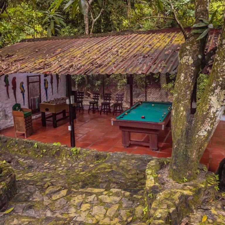 Hermosa finca con piscina privada y acceso al río - Casa de 4 dormitorios - 9