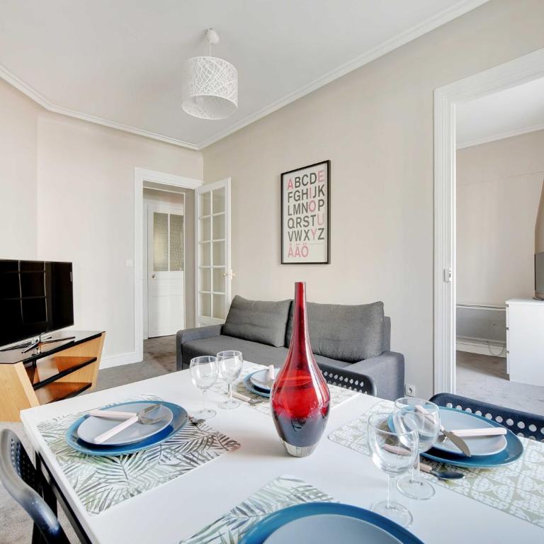 Bright apartment - 2BR-4P - Belleville - Appartement 2 Chambres - 1