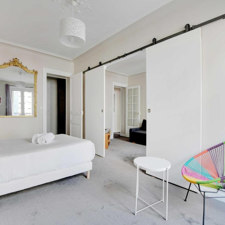 Bright apartment - 2BR-4P - Belleville - Appartement 2 Chambres - 10