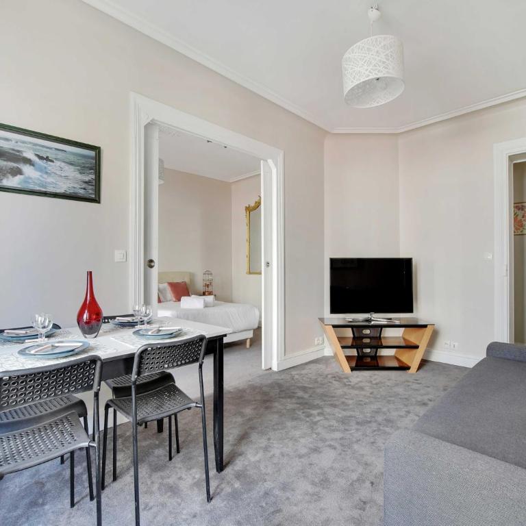 Bright apartment - 2BR-4P - Belleville - Appartement 2 Chambres - 5