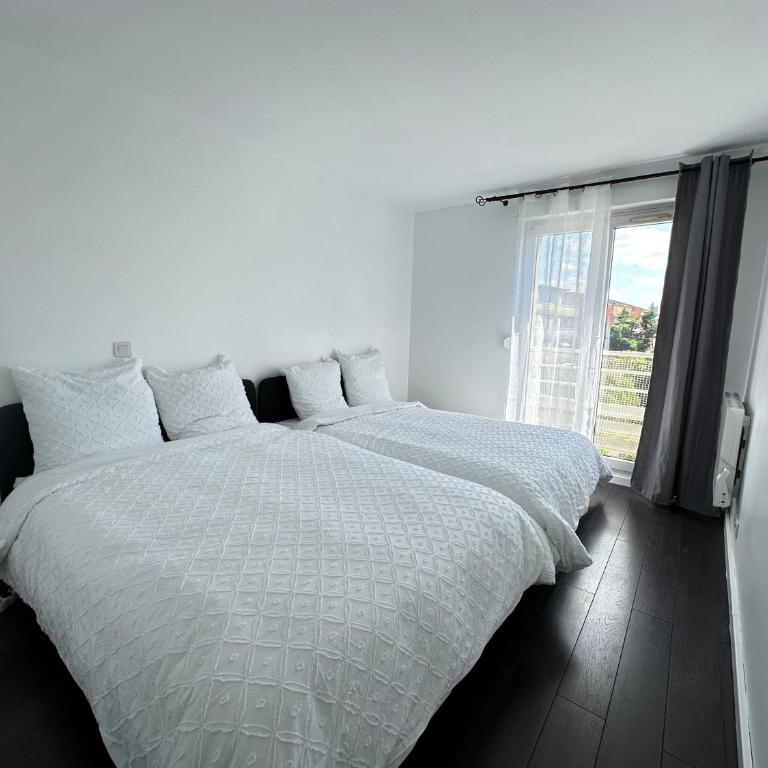 Elegant 2 Bedroom Apartment with Free Parking Paris St-Denis by Immo Kit BNB - Appartement 2 Chambres - 20
