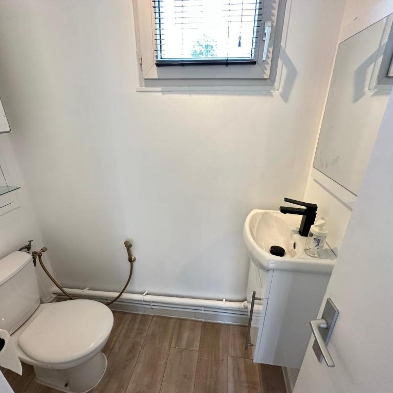 Elegant 2 Bedroom Apartment with Free Parking Paris St-Denis by Immo Kit BNB - Appartement 2 Chambres - 23