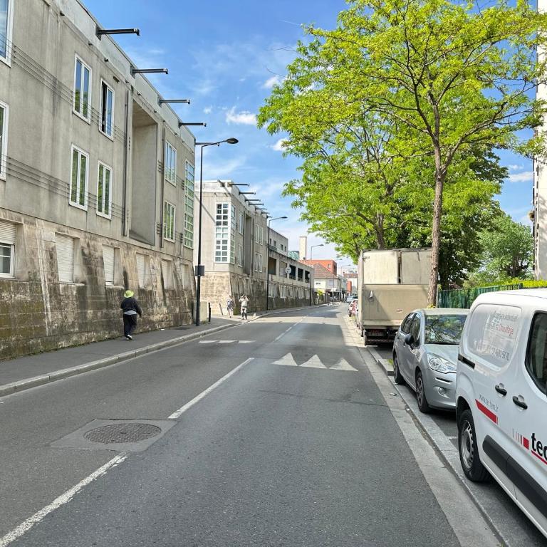 Elegant 2 Bedroom Apartment with Free Parking Paris St-Denis by Immo Kit BNB - Appartement 2 Chambres - 47