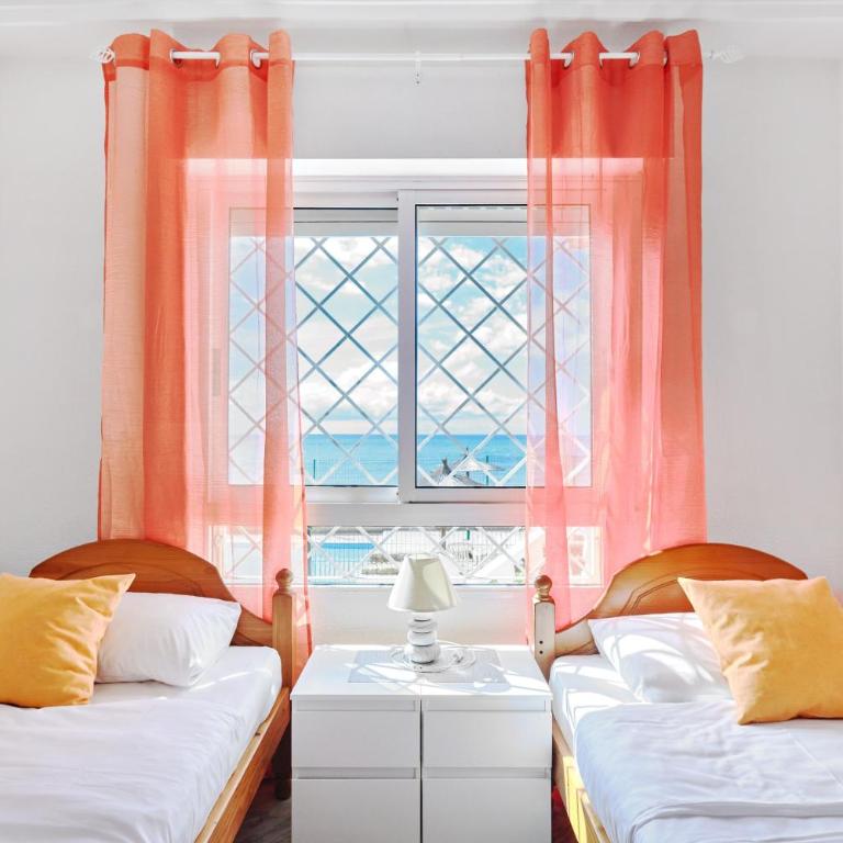 Espanhouse Martina First line sea view apartment with pool - Two-Bedroom Apartment - 13