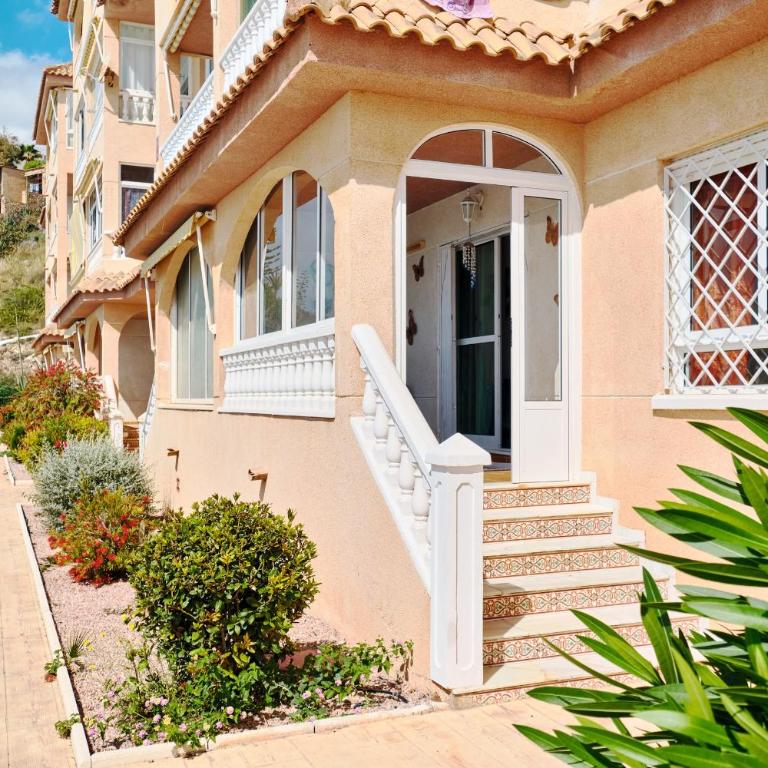 Espanhouse Martina First line sea view apartment with pool - Two-Bedroom Apartment - 50
