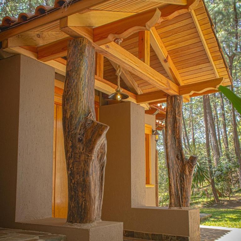 Chateaux de mi Sierra Encantada - Cabaña privada y acogedora de 3 habitaciones en Mazamitla, Jal para 10-13 Personas - Casa de 3 dormitorios - 3