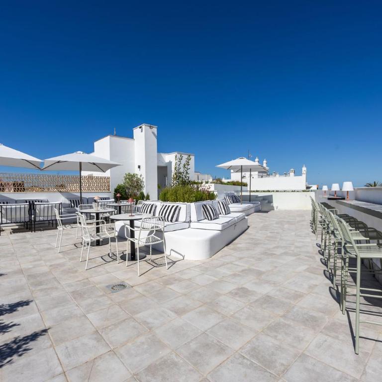 CASA DE LA VEGA SUITES - Suite con balcón - 21