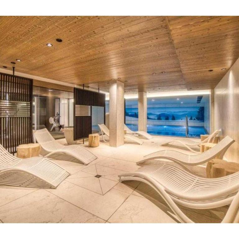 Luxurious 4-room with pool, gym, spa and parking - Appartement - 31