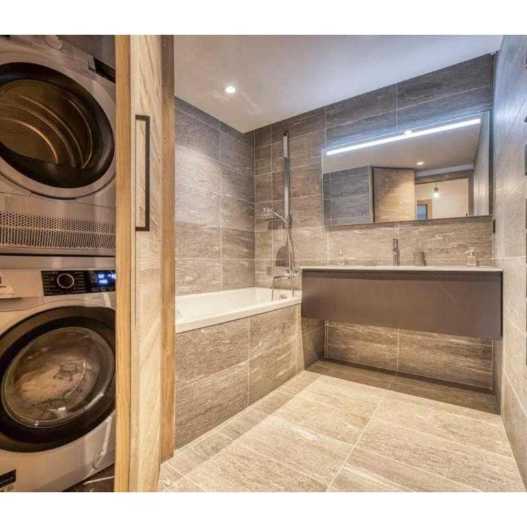 Luxurious 4-room with pool, gym, spa and parking - Appartement - 30