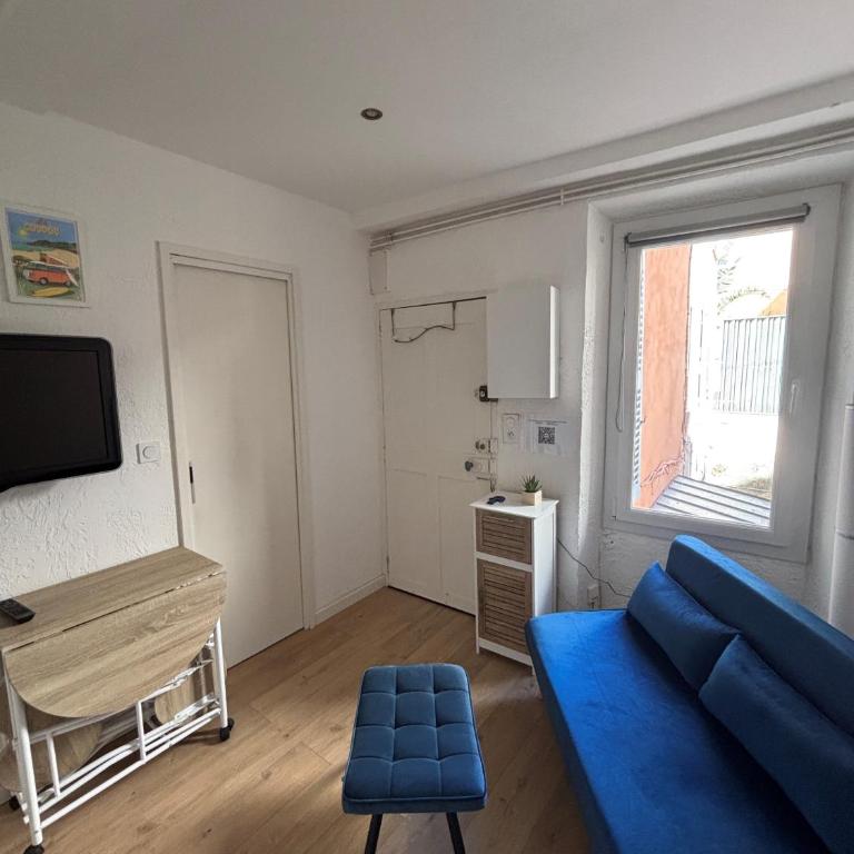Charmant 2 pièces sur le port avec parking gratuit et WIFI - Appartement 1 Chambre - 1