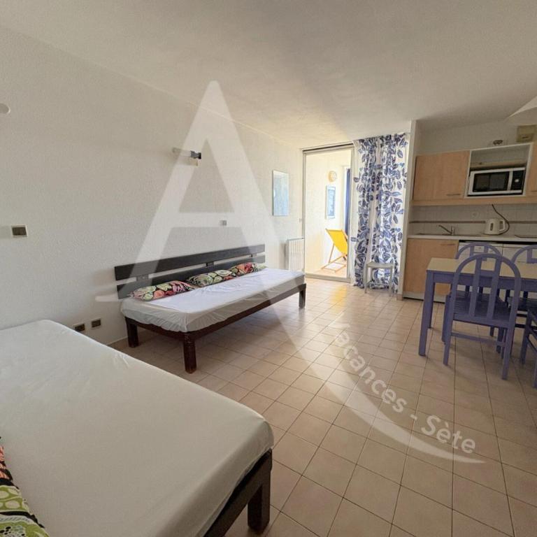STUDIO VUE MER AVEC PKG, PISCINE, TENNIS, PLAGE DIRECT - Studio - Vue sur Mer - 7