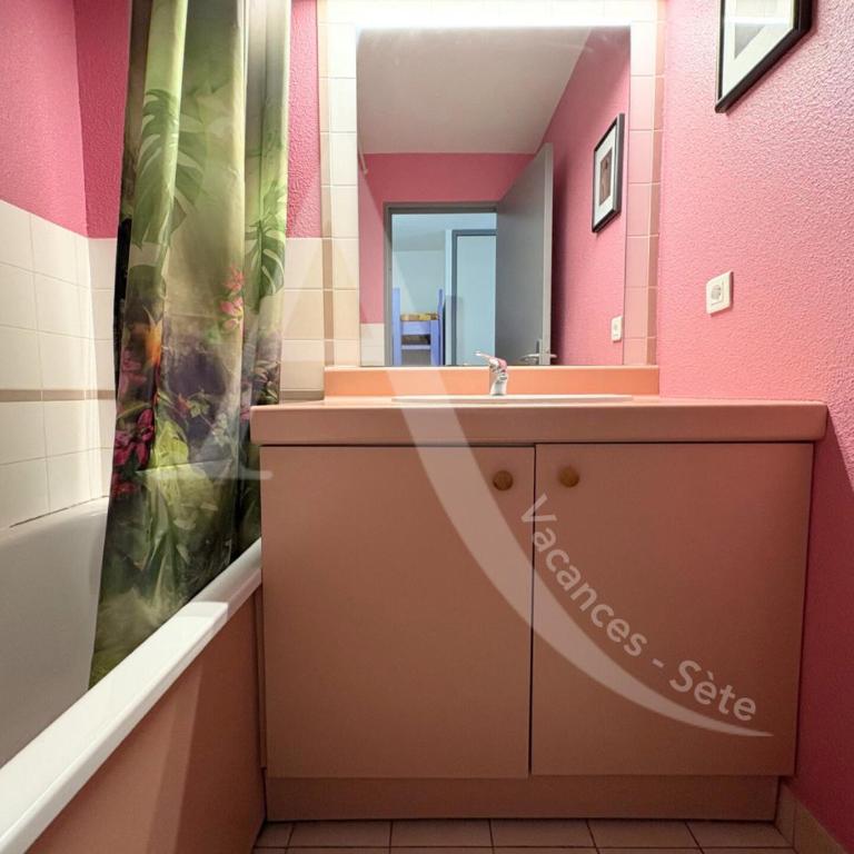 STUDIO VUE MER AVEC PKG, PISCINE, TENNIS, PLAGE DIRECT - Studio - Vue sur Mer - 6