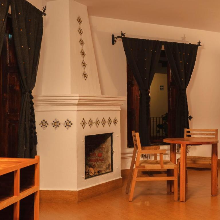 Sombra del Agua - Superior King Room - 7