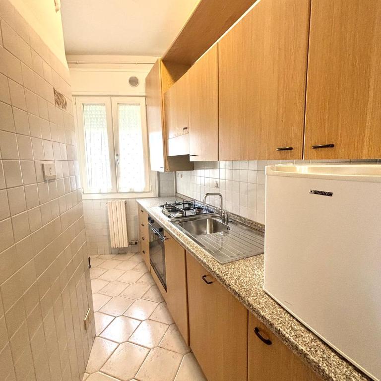 Sunny Home - Piazza Mazzini - Immobil Relax - Appartamento Standard con 2 Camere da Letto - 2