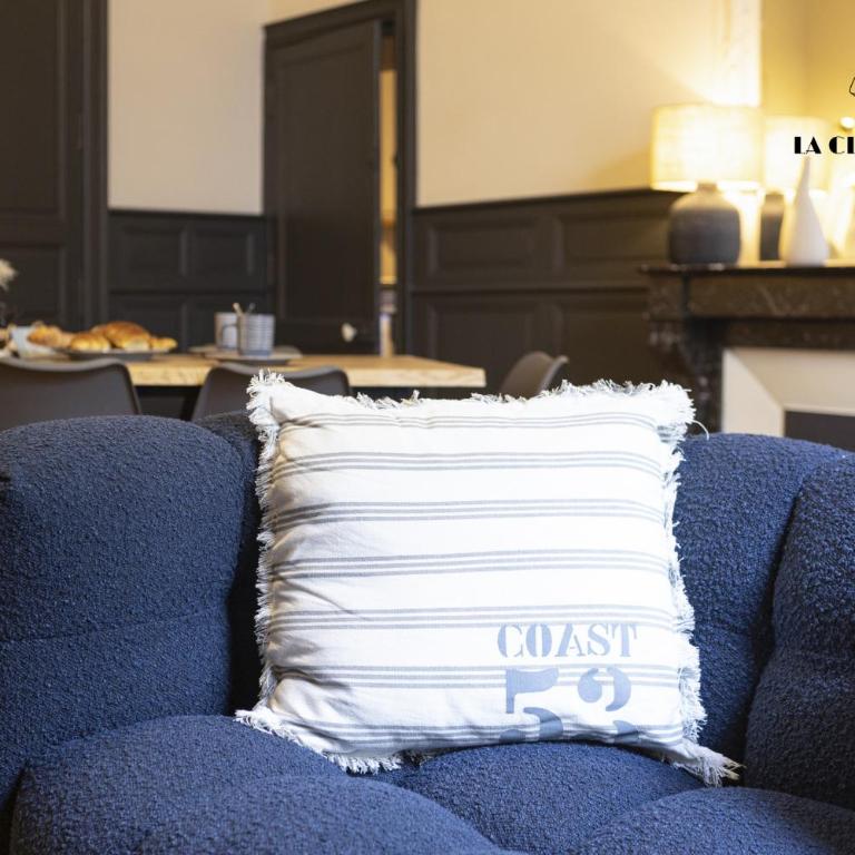 Capucine - Haussmannien de Charme - 50m plage - Appartement 3 Chambres Supérieur - 8