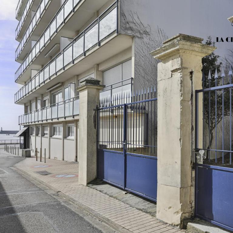 Capucine - Haussmannien de Charme - 50m plage - Appartement 3 Chambres Supérieur - 38