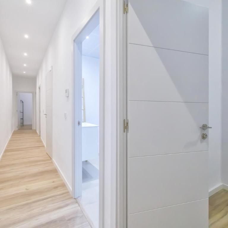 Apto Gran Capitán Center I - Parking - Apartamento con 4 dormitorios - 12