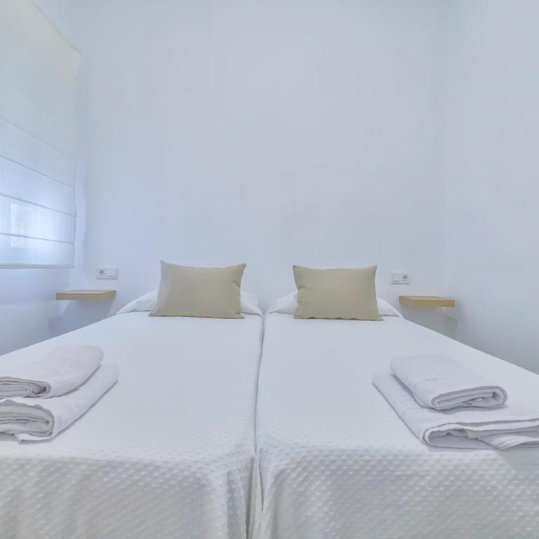 Apto Gran Capitán Center I - Parking - Apartamento con 4 dormitorios - 21