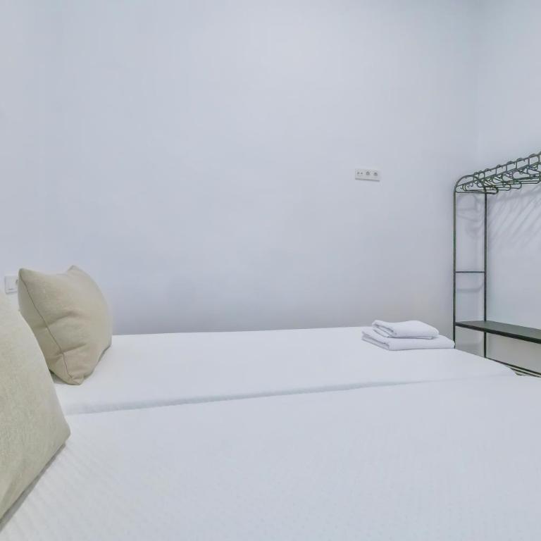 Apto Gran Capitán Center I - Parking - Apartamento con 4 dormitorios - 23