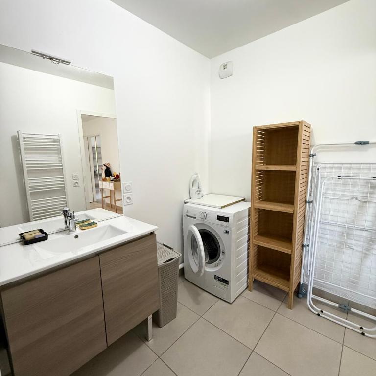 Le bain de lumiere - Résidence privée - Appartement 1 Chambre avec Vue - 15