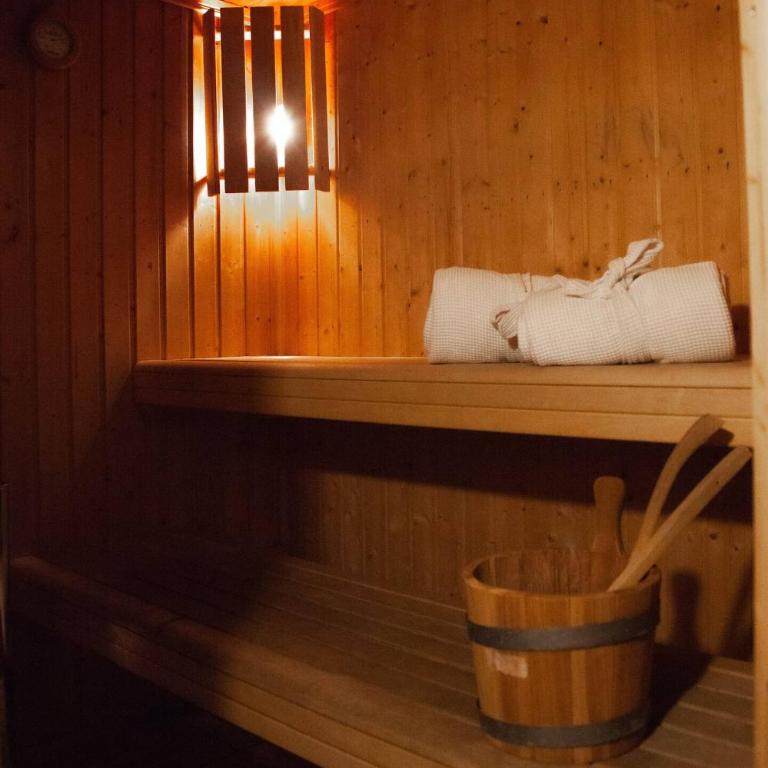 Farmhouse la Desmuniere - Chalet - 9