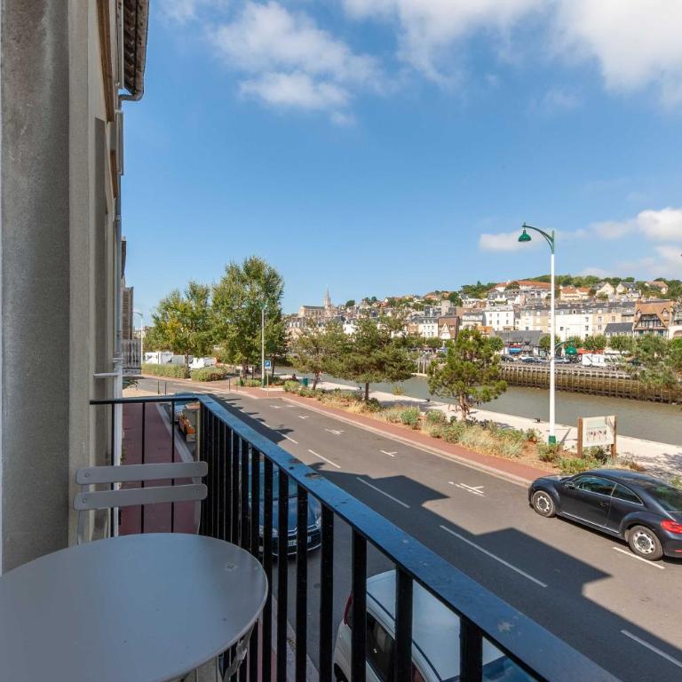 Studio sleeps 4 with terrace, 500m Place Morny - Appartement - 11