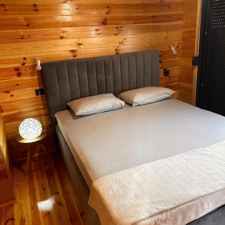 Era Cottage - Two-Bedroom House - 18