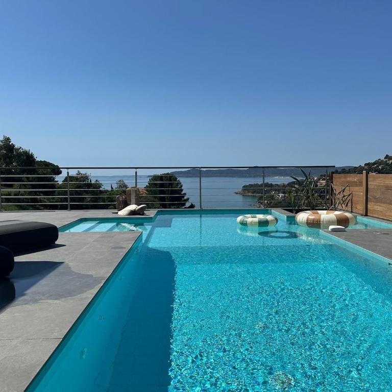 Rooftop villa in Lavandou, panoramic view - Apartment - 1