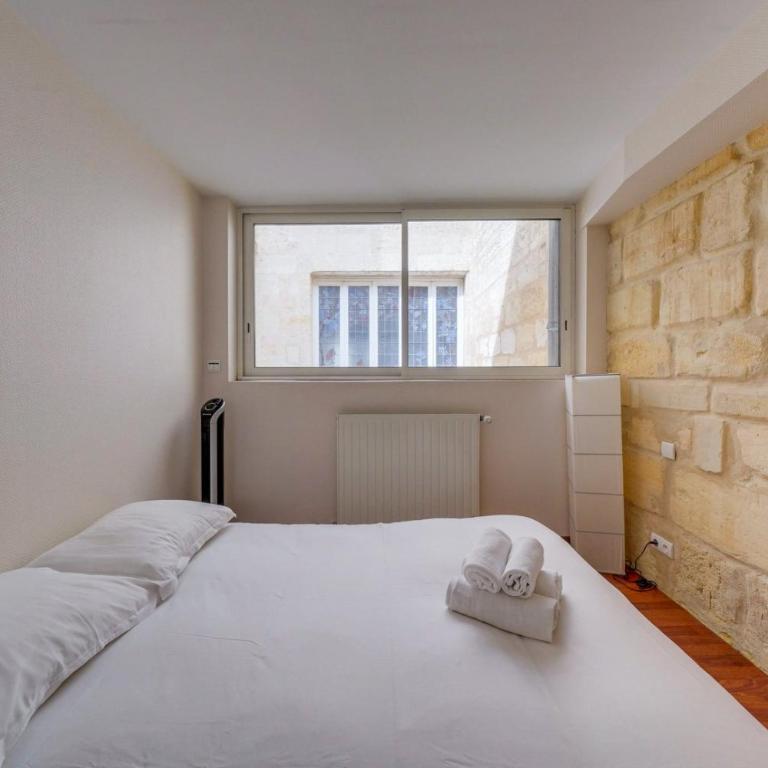 Spacious, quiet flat in the heart of Bordeaux - Apartment - 9