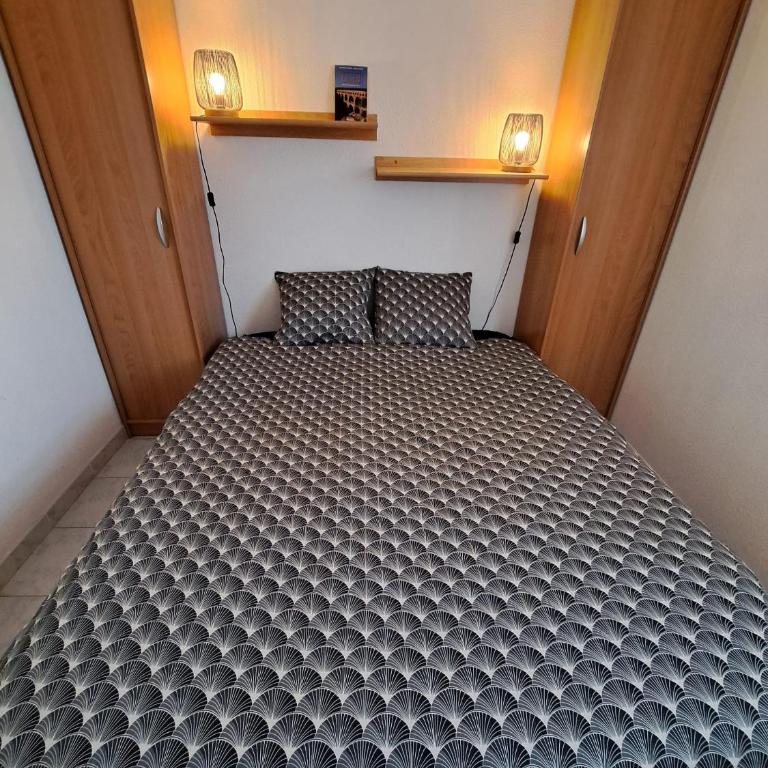 Mas provençal T4 climatisé avec parking et jardinet - Maison 3 Chambres - 8
