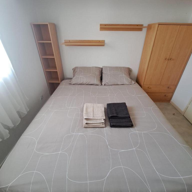 Mas provençal T4 climatisé avec parking et jardinet - Maison 3 Chambres - 11