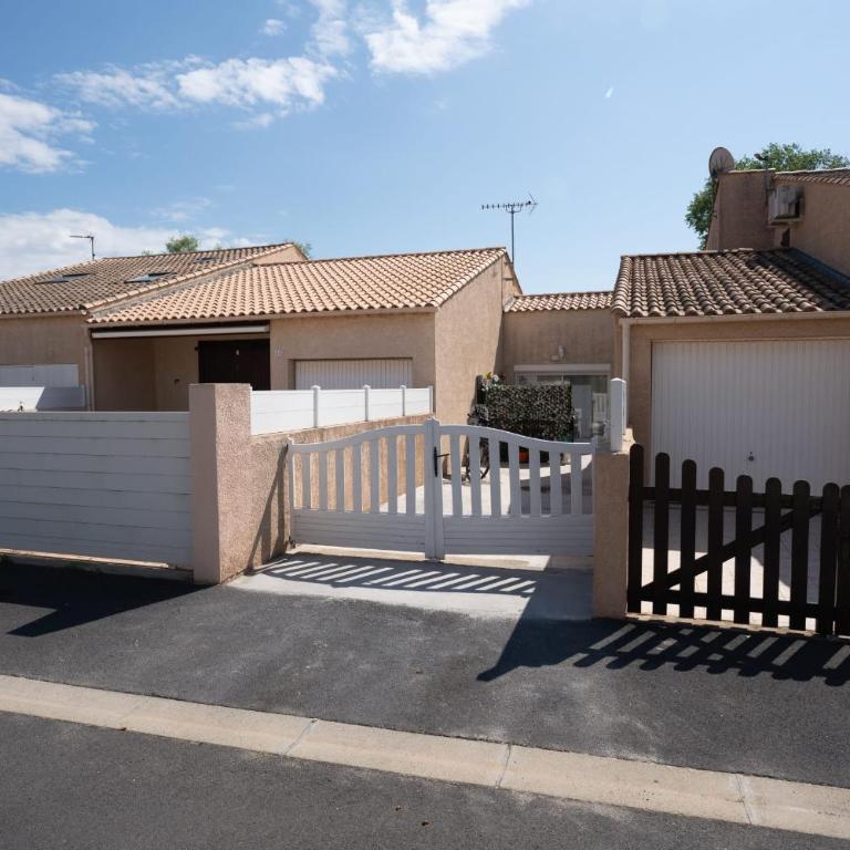 Charmante maison climatisée à 500m de la plage - Villa 3 Chambres - 22