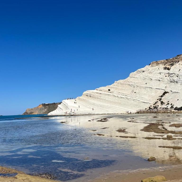 La Finestra sul Mare - Appartamento con 2 Camere da Letto e Vista Porto - 23
