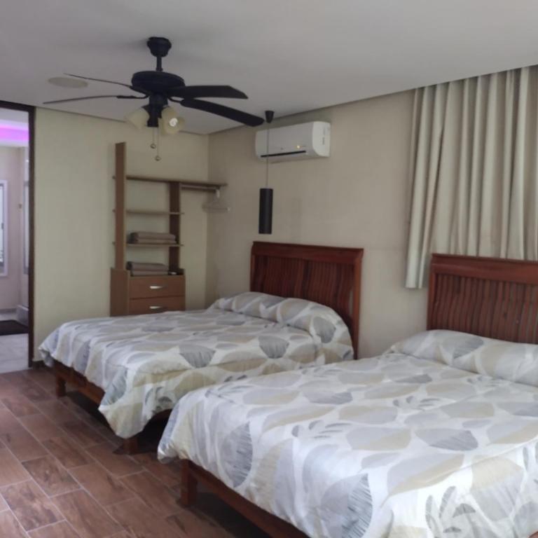 Casa Kleha Familiar y Comodidad - Habitación Doble con baño privado - 10