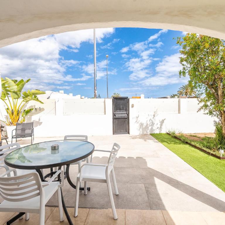 Yumbo Garden Playa del Inglés - Two-Bedroom Apartment - 38