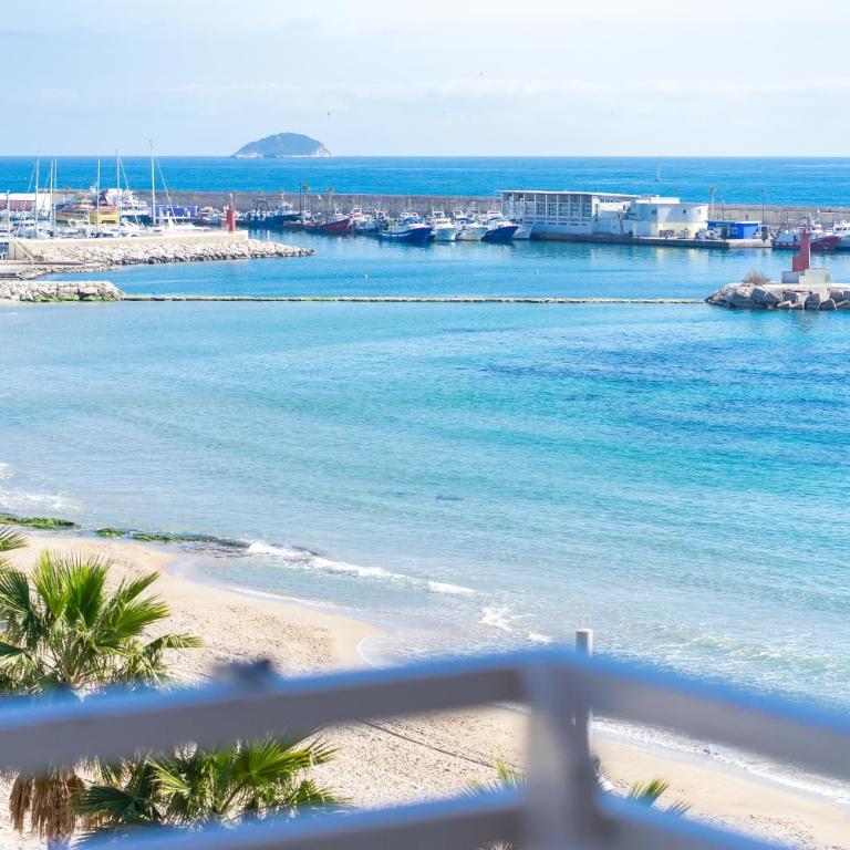 Apartamento en 1a Línea de playa Beachfront apartment - One-Bedroom Apartment - 4