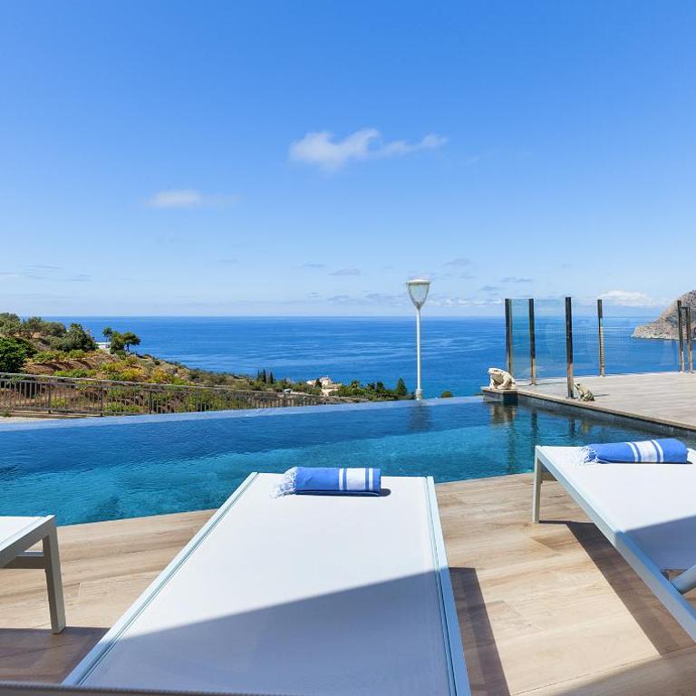Exquisite Luxury Villa - Villa with Sea View - 5