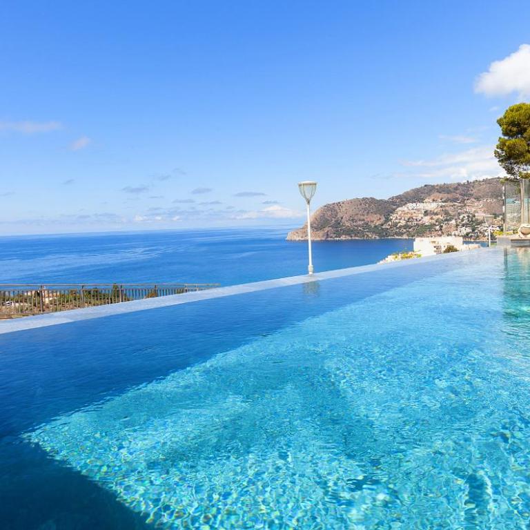 Exquisite Luxury Villa - Villa with Sea View - 7