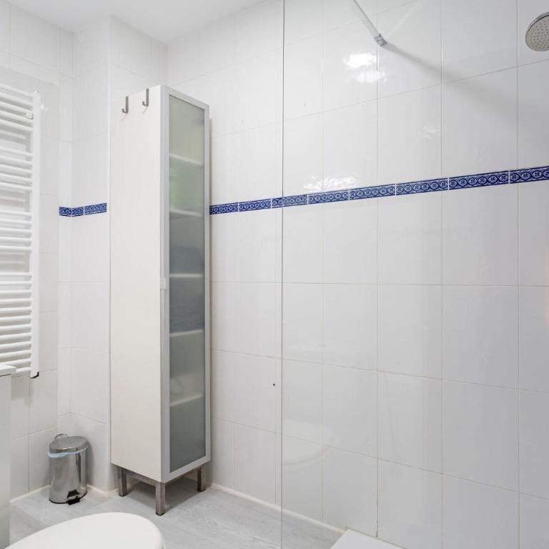 Awesome Apartment In El Puerto De Santa Mar - Apartamento de 1 dormitorio - 10
