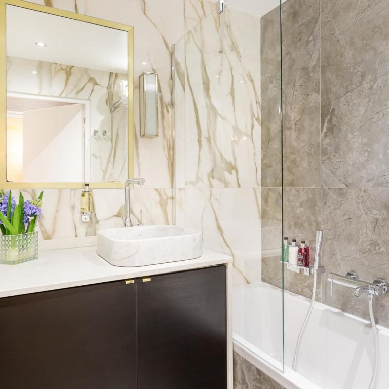 Merveil - Luxury Suite - Tour Eiffel - Laos - Appartement - Rez-de-Chaussée - 8