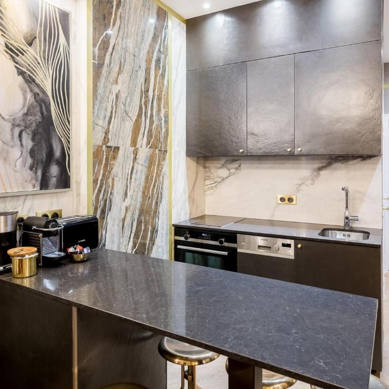 Merveil - Luxury Suite - Tour Eiffel - Laos - Appartement - Rez-de-Chaussée - 12
