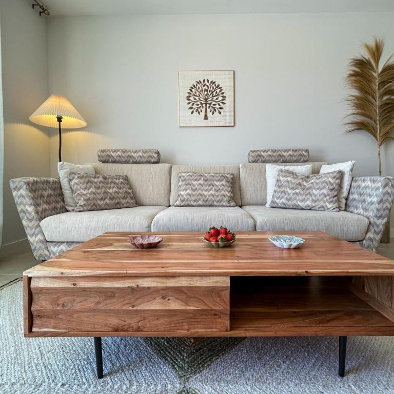 Apartamento con Terraza y Vista al Jardín - Apartamento de 2 dormitorios - 14