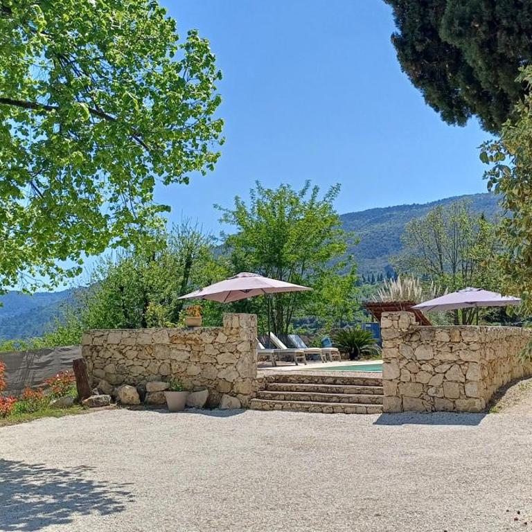 Le Domaine de la Feuilleraie - Chambre Double - Vue sur Piscine - 13