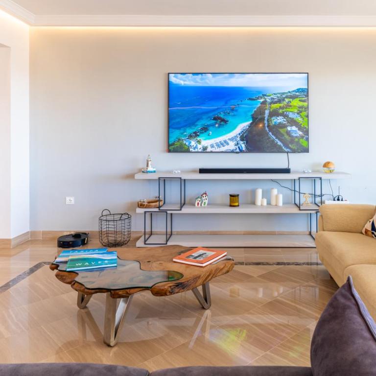 Fantástico Ático Dúplex en Marbella, con vistas al mar y a 300 metros de la playa - Apartamento de 3 dormitorios - 21