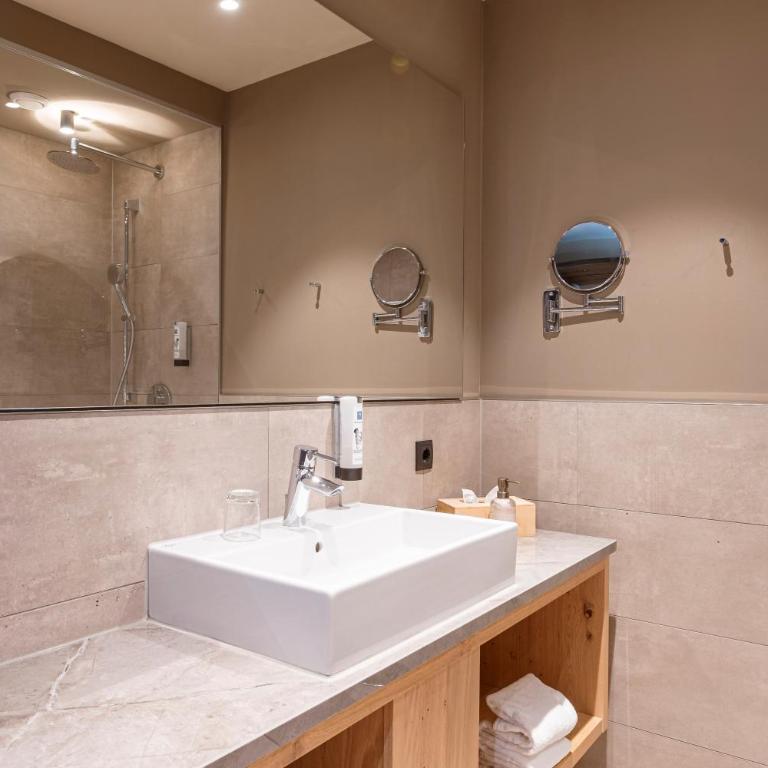 Montafon Suites Schruns by ALPS RESORTS - Superior Two-Bedroom Apartment - 14