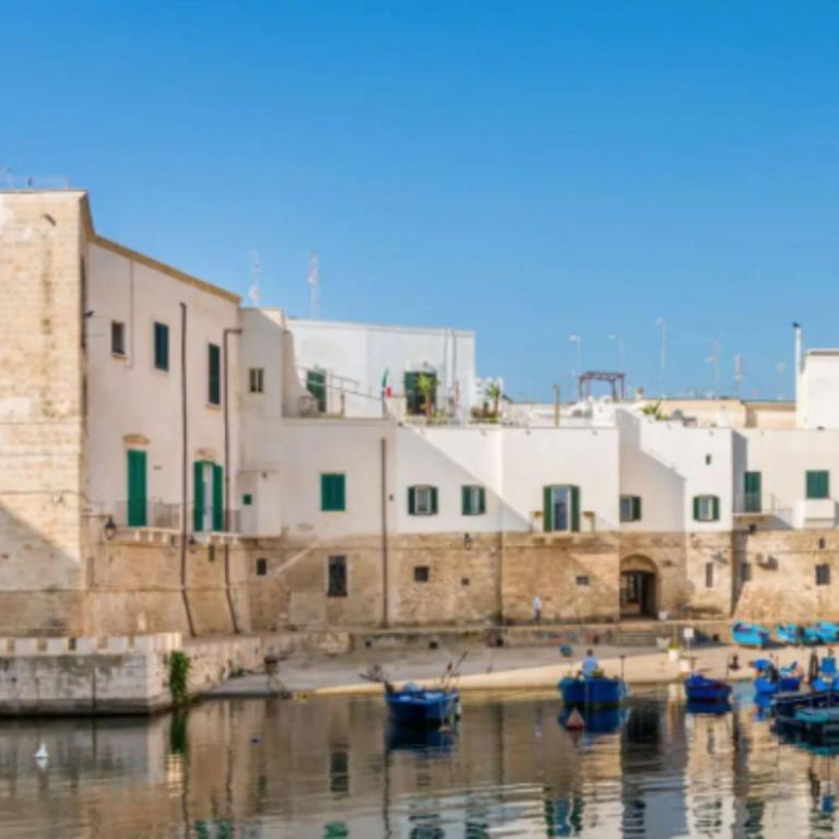 Seafront Apartments in Monopoli Old Town - Appartamento con 1 Camera da Letto, Terrazza e Vista Mare - 24