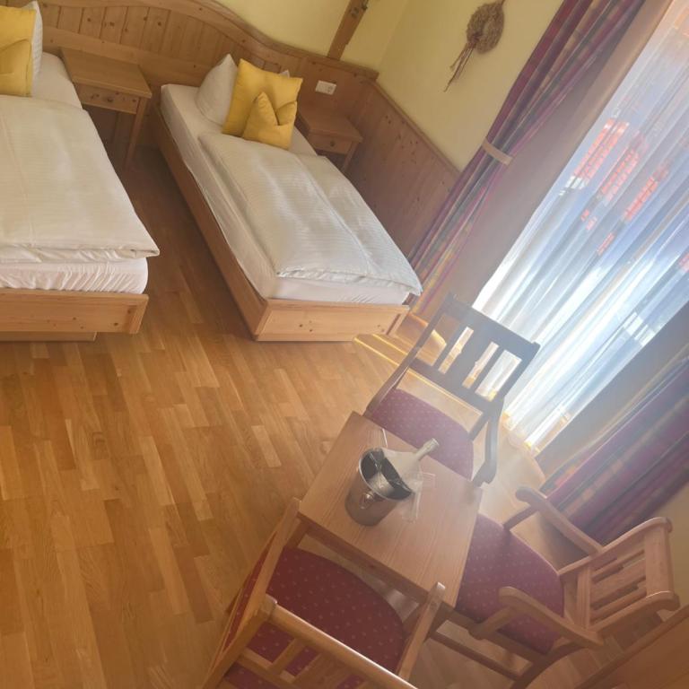 Gasthof Großschedl zum Kramerwirt - Double or Twin Room with Balcony or Terrace - 11